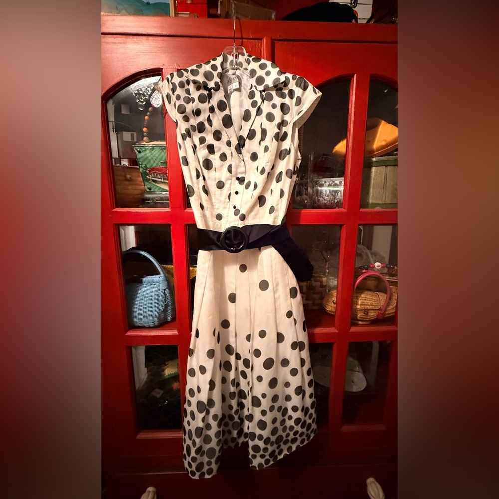 Kay Unger White Midi Dress with Black Polka Dots